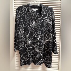 Chicos Black & White V-Neck Blouse Top Women’s XL Chico’s Size 3